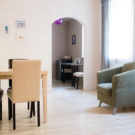 Апартаменти Rotuses Sv. Mykalojaus Вільнюс